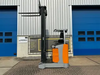 VS-22151 Reachtruck FM-X14 BJ2015 9.200mm Sideshift