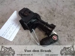 Fiat 500 2007-2016 Contactslot met sleutel