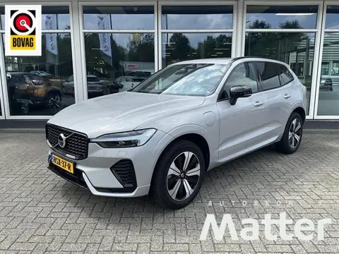 Volvo XC60 2.0 T6 Plug-in hybrid AWD Plus Dark Zwarte Hemel