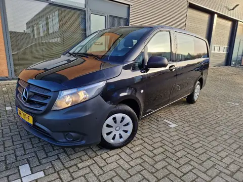 Mercedes-Benz Vito 111 CDI Lang DC leder navi cruise airco trekhaak pdc camera Comfort