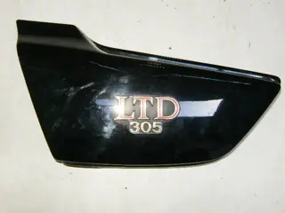 KAWASAKI LTD305 Zijkap Links Zwart
