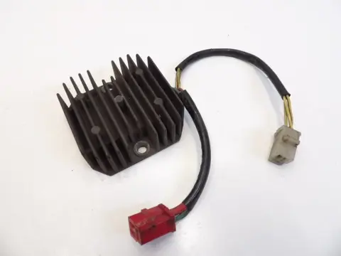 SPANNINGSREGELAAR Honda CX 500 1977 - 1985