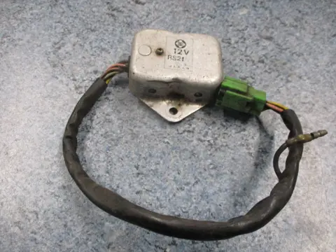 SPANNINGSREGELAAR Kawasaki KZ 900 1973 - 1977