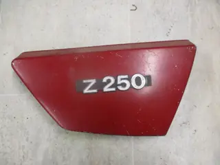 RECHTER ZIJKUIP KLEIN Kawasaki Z 250 1980 - 1983