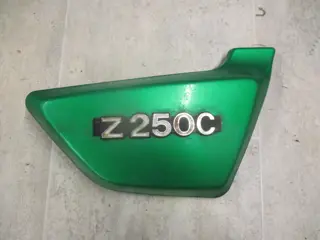 RECHTER ZIJKUIP KLEIN Kawasaki Z 250 1980 - 1983