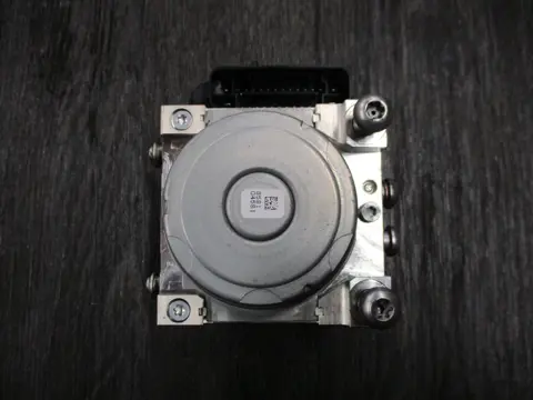 ABS POMP BMW S 1000 R 2017 - 2020