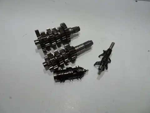 VERSNELLINGSBAK KTM 690 duke 3 2010 - 2011