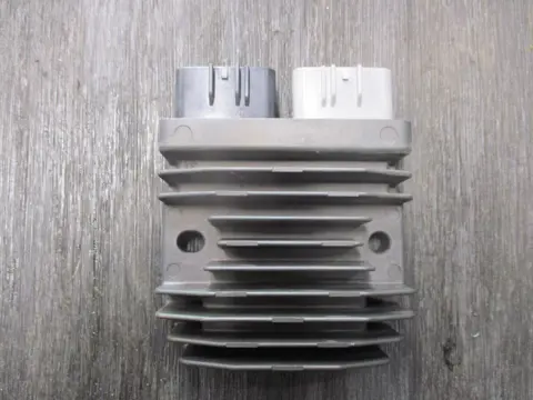 SPANNINGSREGELAAR BMW F 900 XR 2019 - 2021