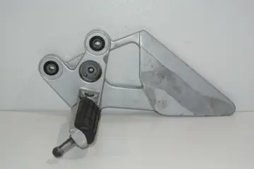 LINKER SCHETSPLAAT Yamaha FZ6 2004 - 2007