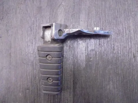 DUO VOETSTEUN RECHTS Yamaha XV 750 Virago 1988 - 1998