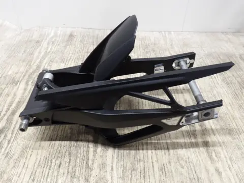 ACHTER BRUG BMW M 1000 RR 2021 - 2022