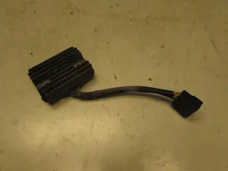 SPANNINGSREGELAAR Kawasaki ER 5 1997 - 2005