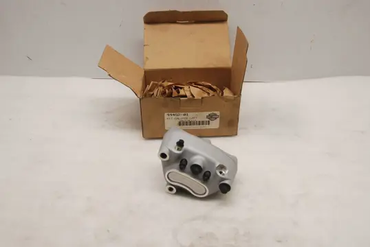 REMKLAUW LINKS VOOR Harley Davidson VROD VRSC 2001 - 2017