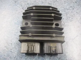 SPANNINGSREGELAAR Triumph Street Triple S 765 2018 - 2019