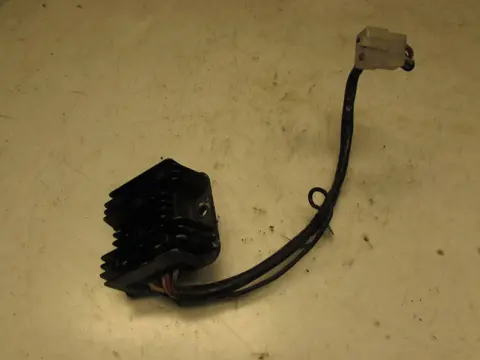 SPANNINGSREGELAAR Suzuki GN 250 1970 - 2012
