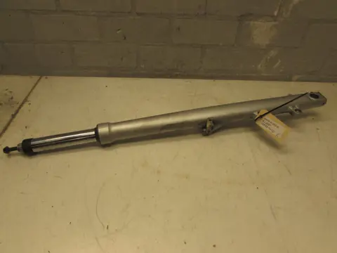 VOORPOOT RECHTS COMPLEET BMW R 850 R 1994 - 2001