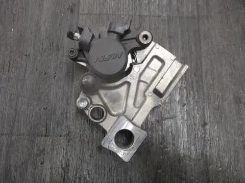 ACHTER REMKLAUW Suzuki GSR 750 2011 - 2016