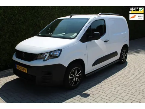 Peugeot Partner 1.5 BlueHDI Pro -- KM 44123 -- Airco --
