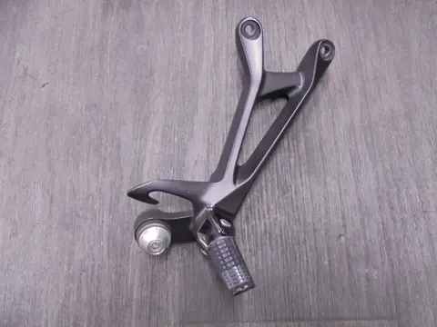 DUO VOETSTEUN RECHTS Suzuki GSX S 750 2017 - 2018