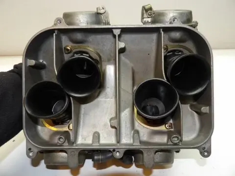 CARBURATEURSET Honda VFR 750 1986 - 1989
