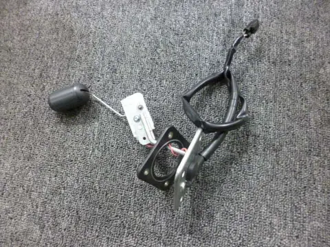 BRANDSTOFNIVEAU METER Kawasaki Z 800 2013 - 2014