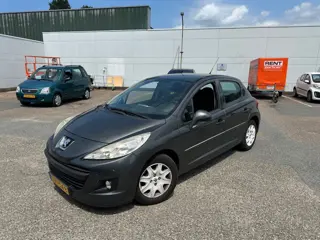 Peugeot 207 207 1.4 VTi Access | 2011 | Zuinig & betrouwbaar