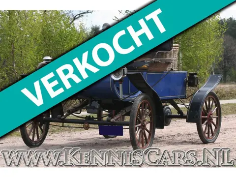 Surrey 1958 Surrey 03 De Luxe Roadster