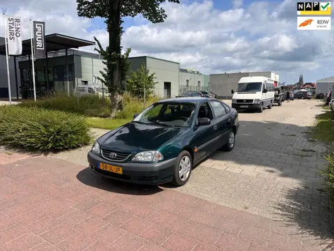 Toyota Avensis 1.6-16V Linea Terra Airco.Airco