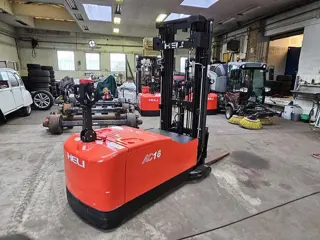 Heli CDD 16 | ELECTRIC | 1600 KG.| HEIGHT 4.50 MTR |4 PIECES.