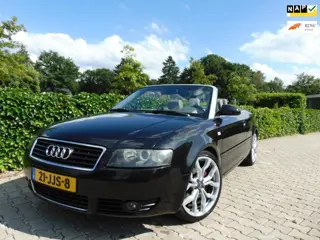 Audi A4 Cabriolet 2.4 V6 Exclusive Automaat , Clima / Cruise / Elec.Pakket / Leder / Navi / Pdc / 19