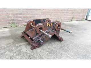 Verachtert CW30 Hydraulic quick coupler / 76.5,70 pins / Cat 215