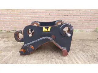 Verachtert CW45 Hydraulic coupler / 110/100mm pins / Volvo EC460 EC480 / Hitachi ZX470
