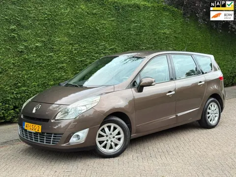 Renault Grand Scénic 2.0 Privilege /AUTOMAAT/LEER/STOELVRWRMNG/RIJDTNIEUW!/