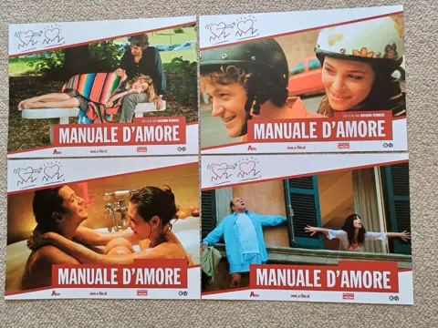 MANUALE D ' AMORE lobbycard set.