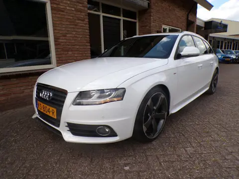 Audi A4 Avant 2.0 TFSI quattro Pro Line Leder / Navi / Panoramadak / Stoelverwarming
