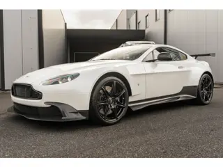 Aston Martin Vantage GT8 - Morning Frost White - Aero Pack - 1 of 150