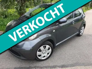 Toyota Aygo 1.0-12V +/CV/Stuurbekrachtiging/Elec. ramen