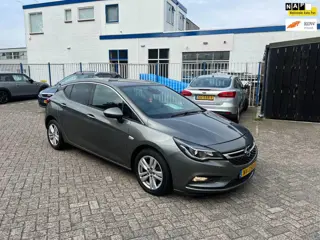 Opel Astra 1.4 Innovation Automaat