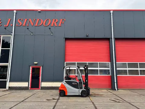 Still RX 20-20 2000kg TIPLO / Sideshift (bj 2014)