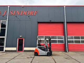 Still RX 20-20 2000kg TIPLO / Sideshift (bj 2014)