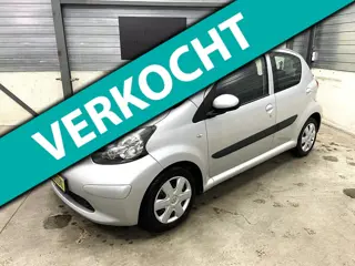 Toyota Aygo 1.0-12V + AIRCO APK elektrisch pakket 5 deurs