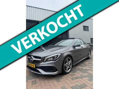 Mercedes-Benz CLA-klasse AMG Full Options in nieuwstaat!