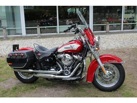 Harley-Davidson Hydra Glide  FLI Revival