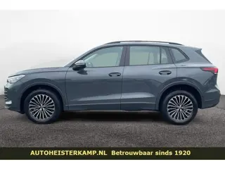 Volkswagen Tiguan 2.0 TDI 4Motion DSG 193 PK ACC Navi LED Camera Trekhaak 18 Inch