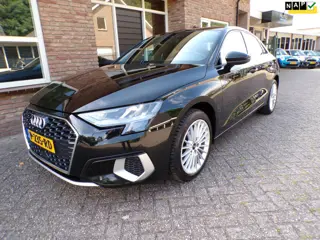 Audi A3 Limousine 30 TFSI S edition