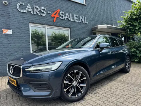 VOLVO V60 2.0 B3 Autom.Momentum Advantage + Camera + Stuurverw. + Lmv 10/2021! 