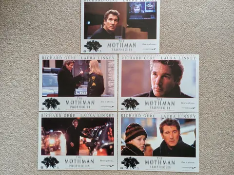 THE MOTHMAN PROPHECIES lobbycard set.