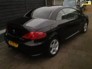 Peugeot 307 CC 2.0-16V 0rgneel nl auto 137000. zeer lux,s airco ecc