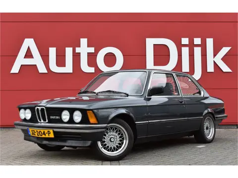 BMW 3-serie 323i Uniek! | Top gerestaureerd | Volledige documentatie