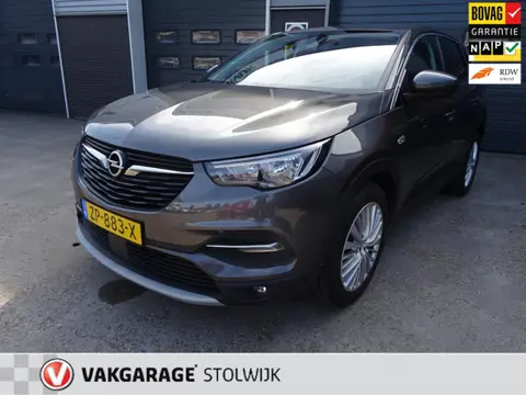 Opel Grandland X 1.2 Turbo Innovation, Navi, Carplay, Keyles, Elek. A klep.